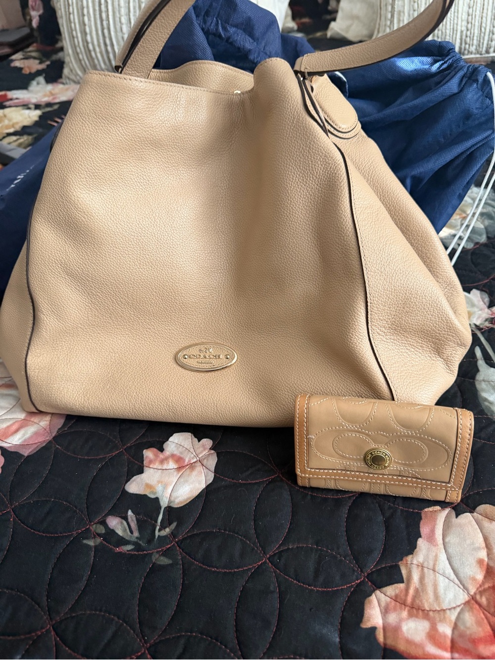 Coach Beige Pebbled Leather Shoulder Tote with Matching Wallet
